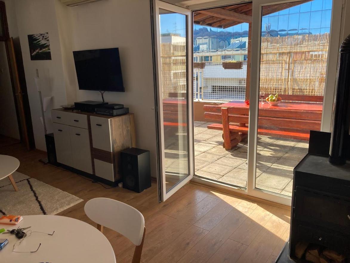 Penthouse Stan 80M2, Terasa 36M2, Garaza... Centar Banja Luke - Gradski Park Баня-Лука Экстерьер фото